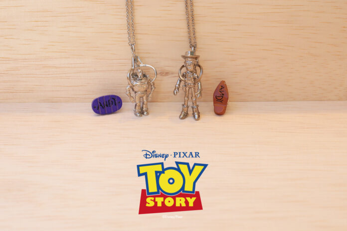 ウッディとバズの靴底がジュエリーで登場！「トイ・ストーリー」シリーズの新作 ＜『TOY STORY』 JEWELRY COLLECTION＞ 2021年10月8日（金）より予約受付開始のメイン画像