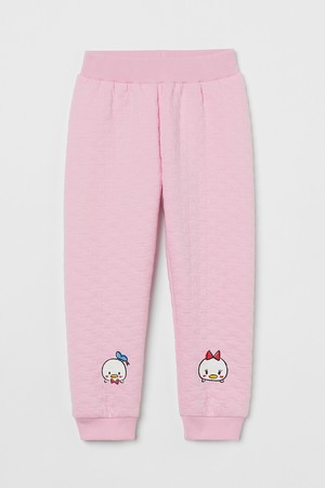 H&Mキッズウェア、ディズニーストアで大人気のぬいぐるみシリーズ「Disney Tsum Tsum（ディズニー ツムツム）」のコレクションアイテムを発売！のサブ画像10_プリントキルティングパンツ¥1,499 ©Disney