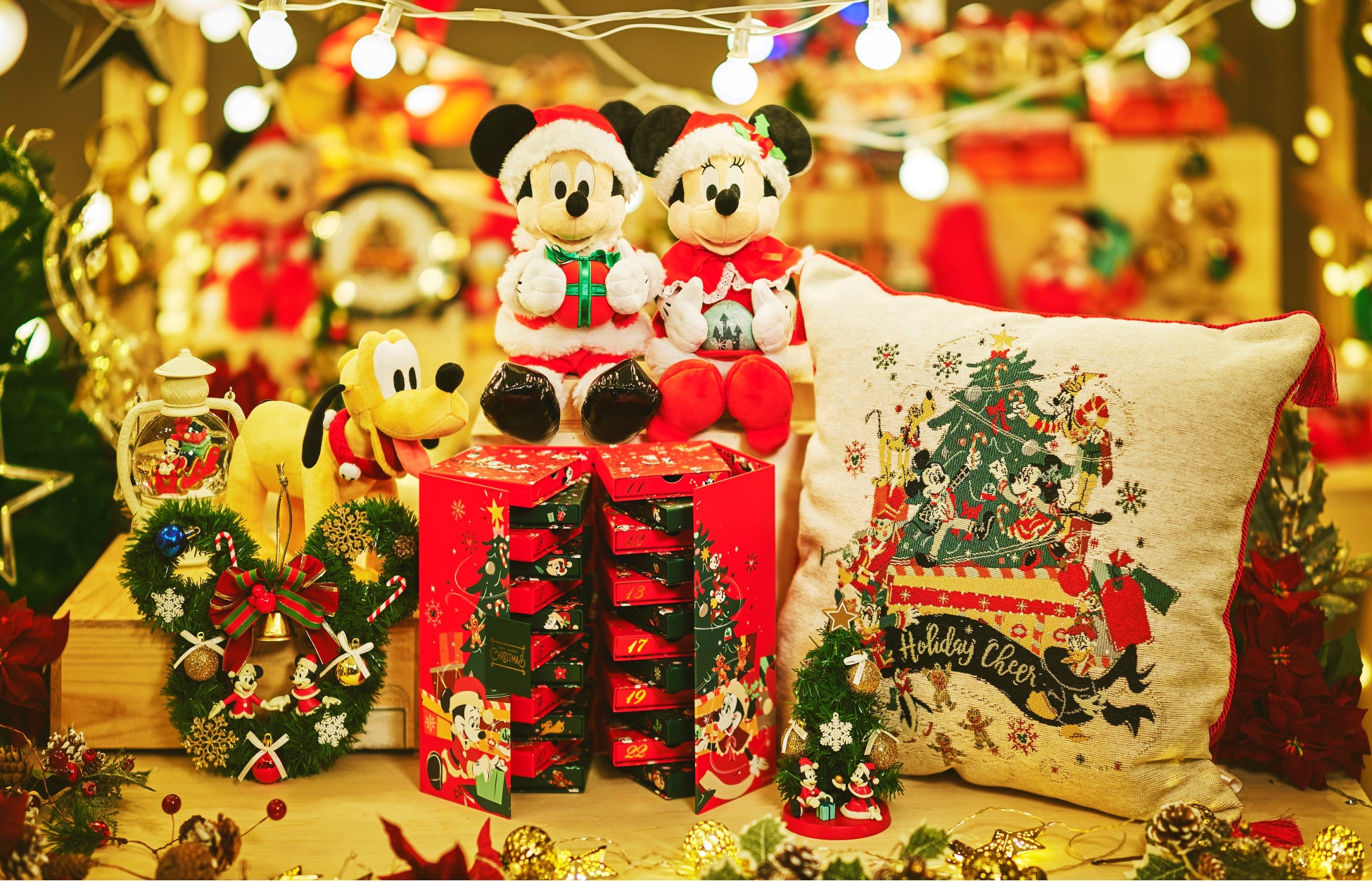 ディズニーストア30周年のメモリアルなクリスマス！デコレーションアイテムやギフトにぴったりの雑貨・お菓子などを11月1日（火）より順次発売のサブ画像1_© Disney