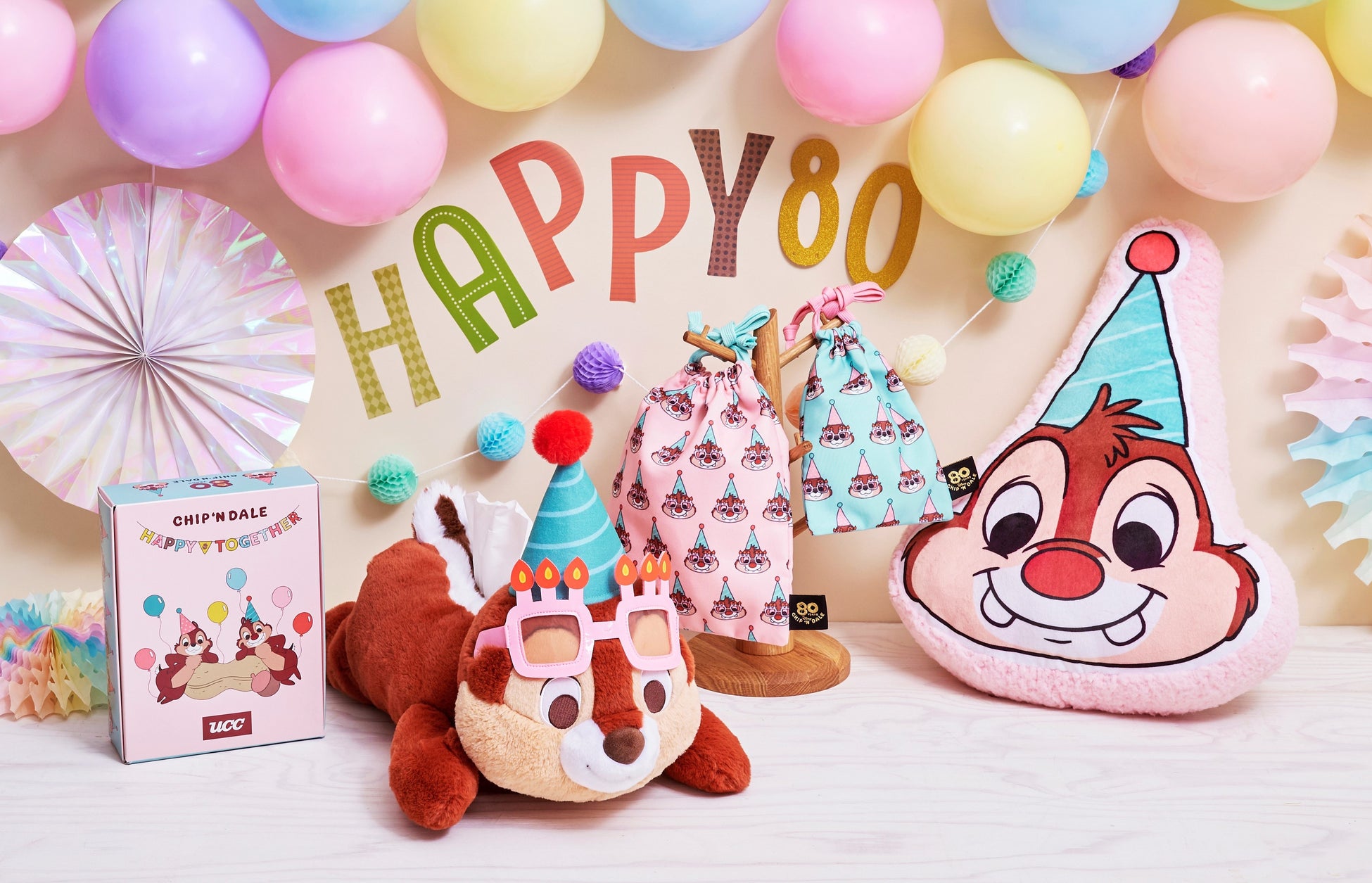 チップ＆デールがスクリーンデビュー80周年！お誕生日をお祝いするコレクションをディズニーストアで3月17日（金）より順次発売のサブ画像1_ © Disney