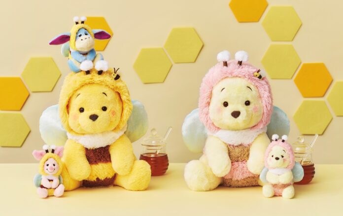 8月3日は「はちみつの日」！ 大人気のミツバチをモチーフにした10種類以上のプーさんたちのぬいぐるみコレクションが登場！ ディズニーストアで7月25日（火）より順次発売のメイン画像