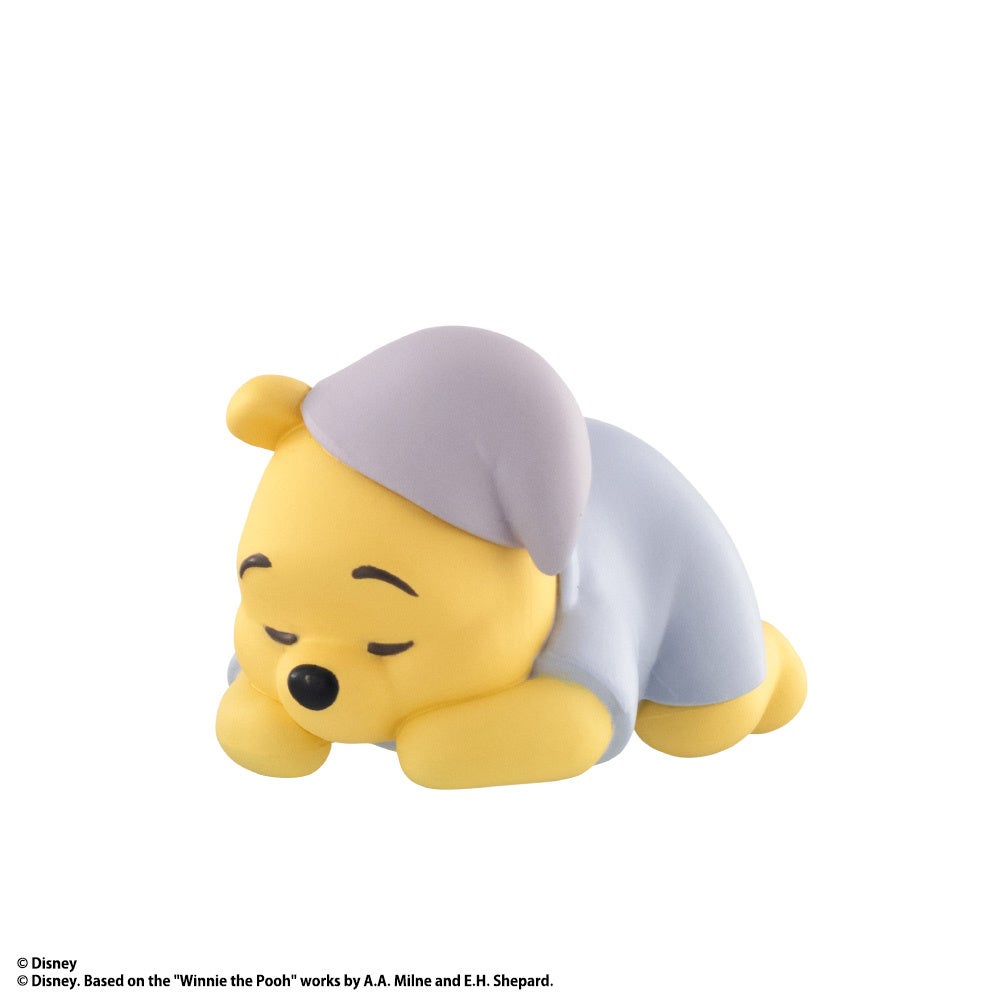 ＼ キャラクターたちがウトウト… ／ガシャポン®新シリーズ「まだねむたい」からディズニーフレンズ登場！『“ディズニーキャラクター”まだねむたい』のサブ画像5_④くまのプーさん