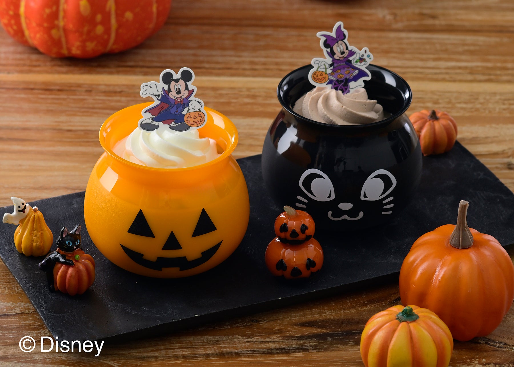 【銀座コージーコーナー】「ミッキーマウス」のパンプキンプリン＆「ミニーマウス」のチョコプリン！おうちハロウィンや持ち寄りスイーツに最適♪のサブ画像1
