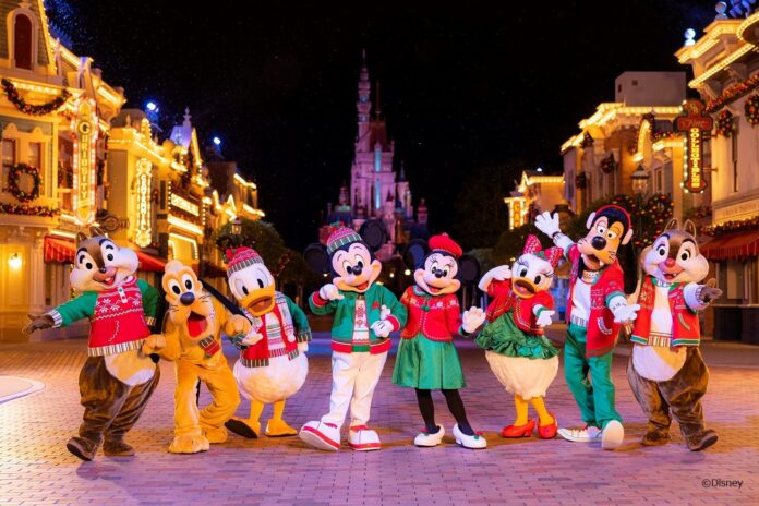 2023年12月22日(金)出発限定！「クリスマス」特別企画香港ディズニーランドで過ごすクリスマス４日間～新コース発売開始～のメイン画像
