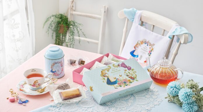 『ふしぎの国のアリス』の心華やぐティーパーティーへようこそ 新コレクション「ALICE SWEET GARDEN」をディズニーストアで5月3日（金）より順次発売！のメイン画像