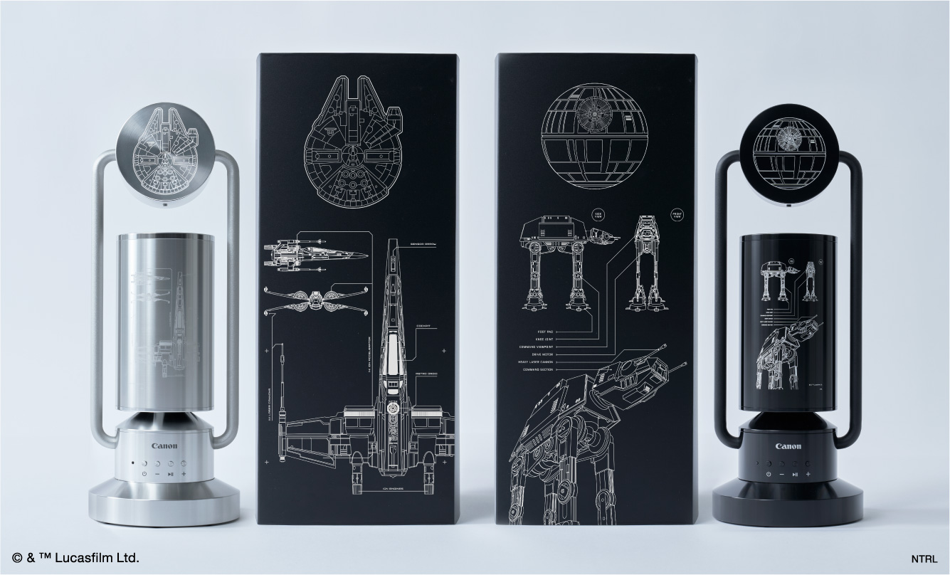 スポットライト型アルミスピーカー「albos Light & Speaker」から『スター・ウォーズ』デザインモデルが400台限定で登場のサブ画像2_“albos Light & Speaker STAR WARS Edition”と専用スリーブ（中央）