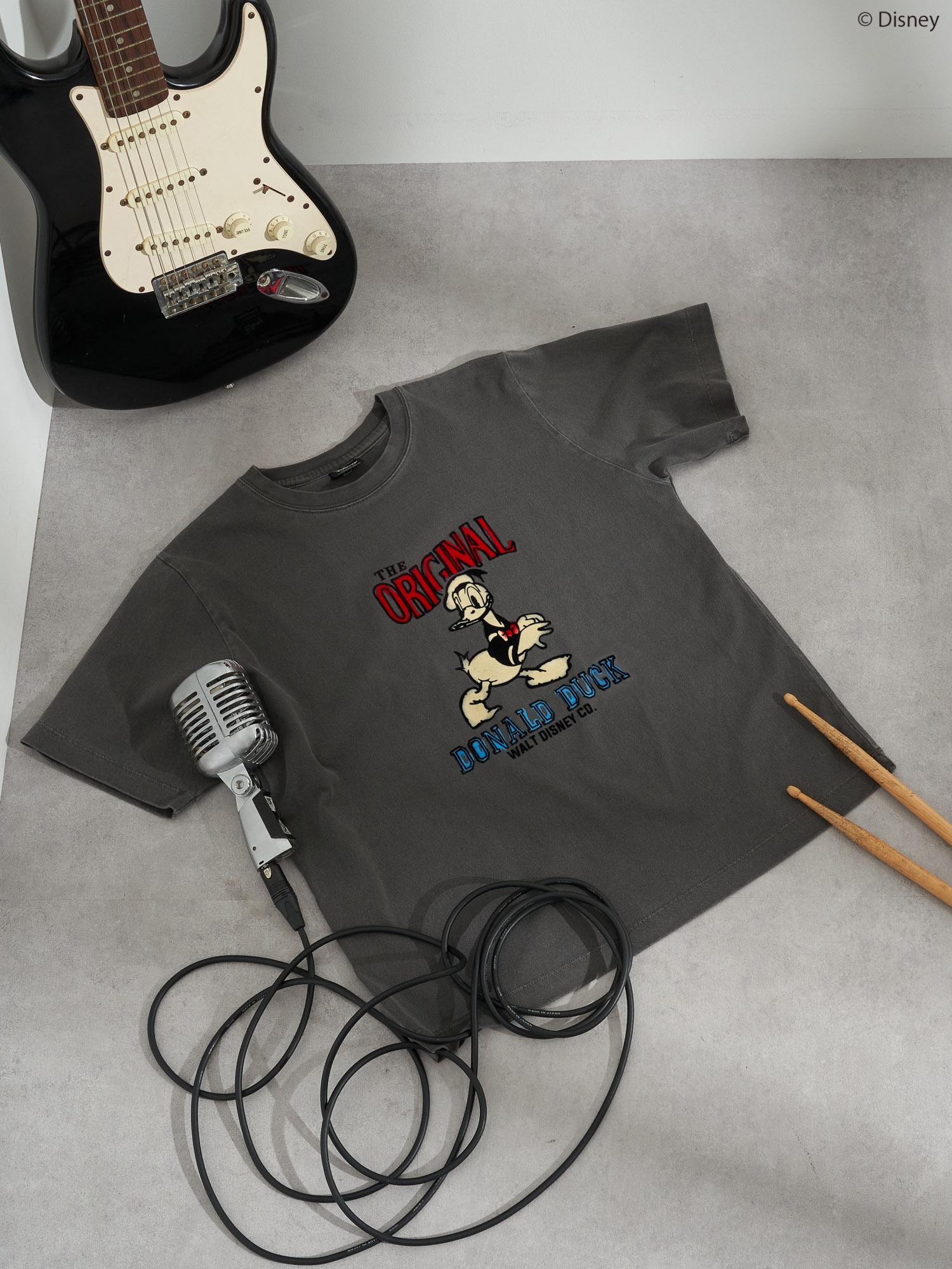 「Disney collection by AMERICAN HOLIC」よりディズニーキャラクターたちを描いたバンドTシャツを発売！のサブ画像3