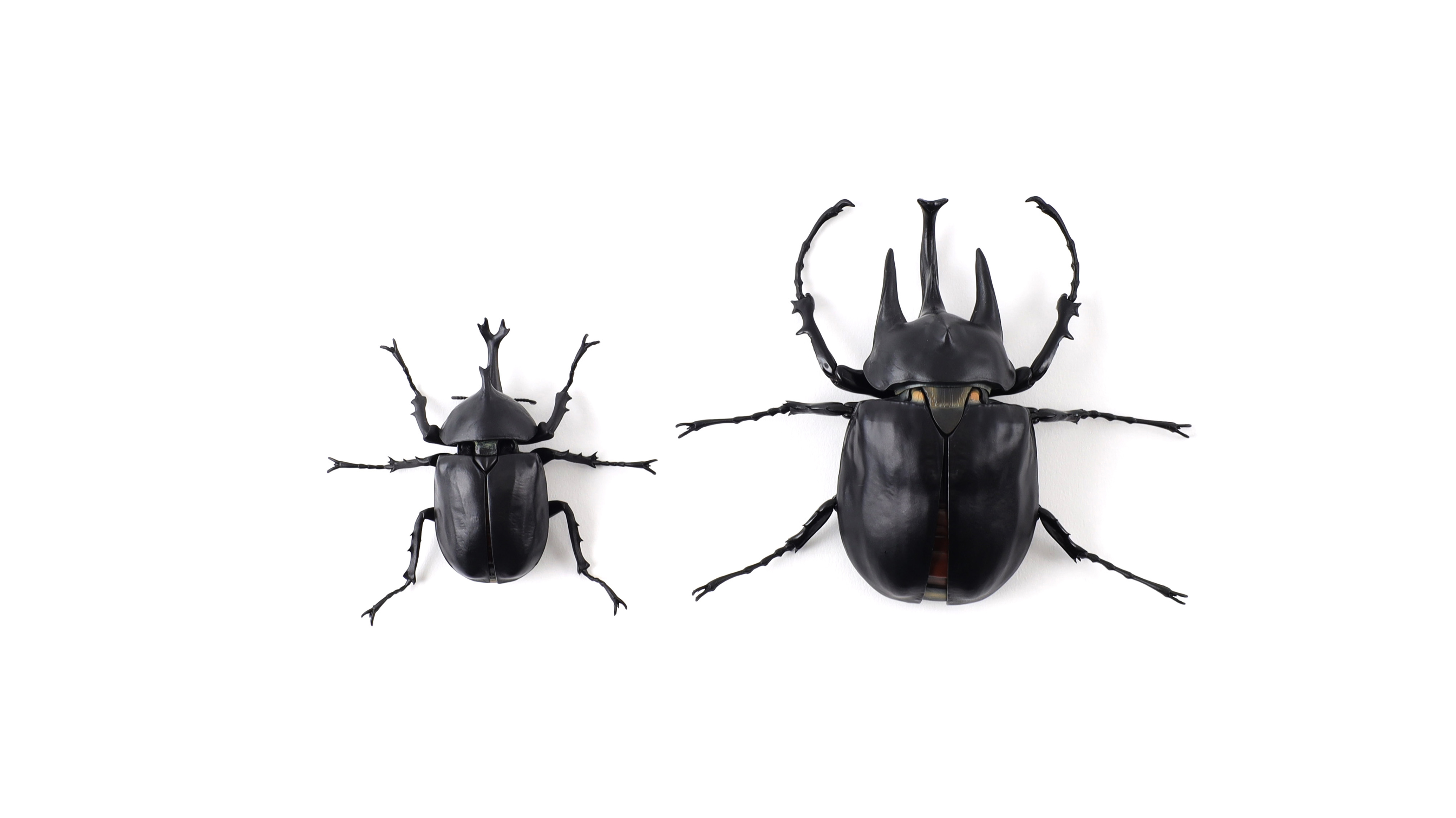 カプセルトイの常識を超える、超BIGサイズの商品を実現「ガシャポン®」史上最大サイズ「90mmカプセル」誕生！のサブ画像2_現行の同シリーズ商品とのサイズ比較