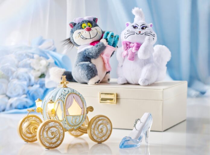 ディズニープリンセスが登場する作品のモチーフやキャラクターにフィーチャーした新コレクション「WISHING YOU A LOVELY DAY」をディズニーストアで6月6日（金）より発売のメイン画像