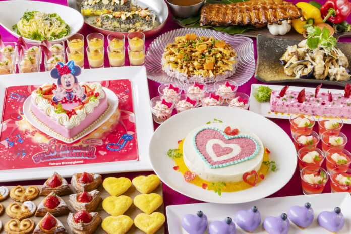 この冬、ディズニーホテルでは期間限定のスペシャルメニューや客室が登場！のメイン画像