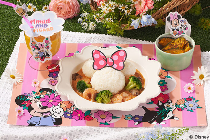 お花畑で遊ぶ＜ミニ―マウス＞と＜フィガロ＞が食卓を楽しく、華やかに彩る　Kit Oisix「＜ミニーマウス＞花畑えびカレー」販売（4/30～）のメイン画像