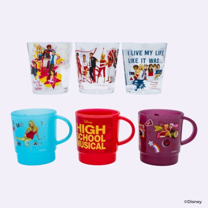 【ディズニー ハイスクール・ミュージカル】日本橋三越「Disney THE MARKET」にて8/5(水)～先行販売！作品の世界観を楽しめるコップがスケーターから新登場のメイン画像